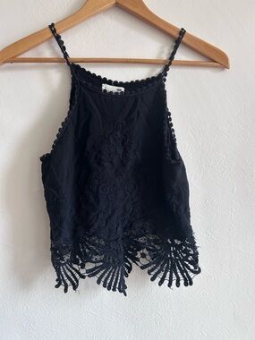 L.A. HEARTS Boho Black Embroidered Lace Crochet Hem Crop Festival Tank Top S